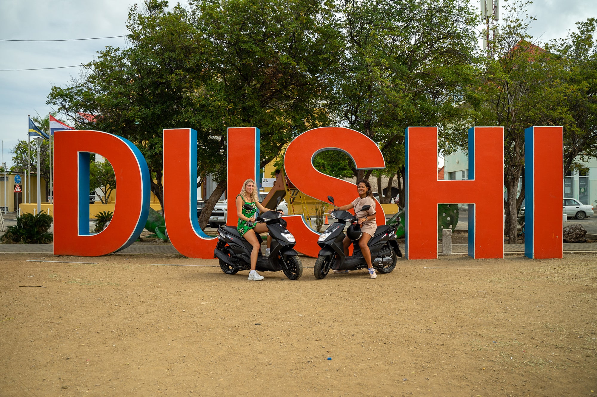 Caribbean Scooters voor Fun in the Sun! Scooter verhuur Curaçao